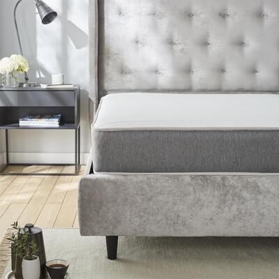 Starlight Beds™ Value Range 9" Deep Comfort Finish Memory Fiber with Spring Mattress - 4ft6 Double Mattress (135cm by 190cm)